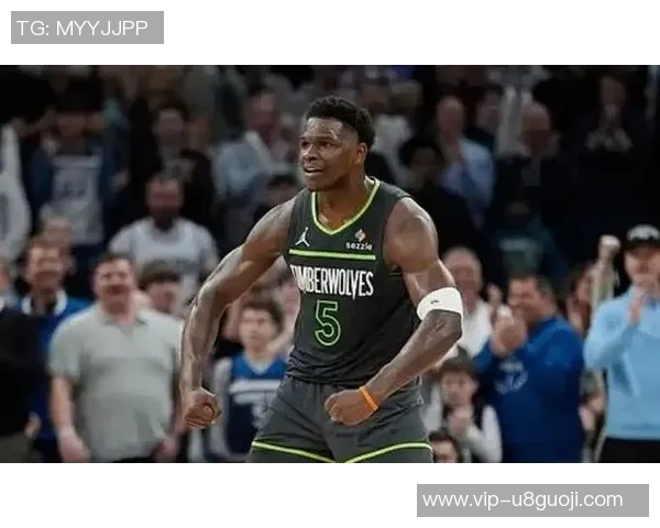 森林狼半场狂胜爵士34分华子与兰德尔仅差一分争夺得分王